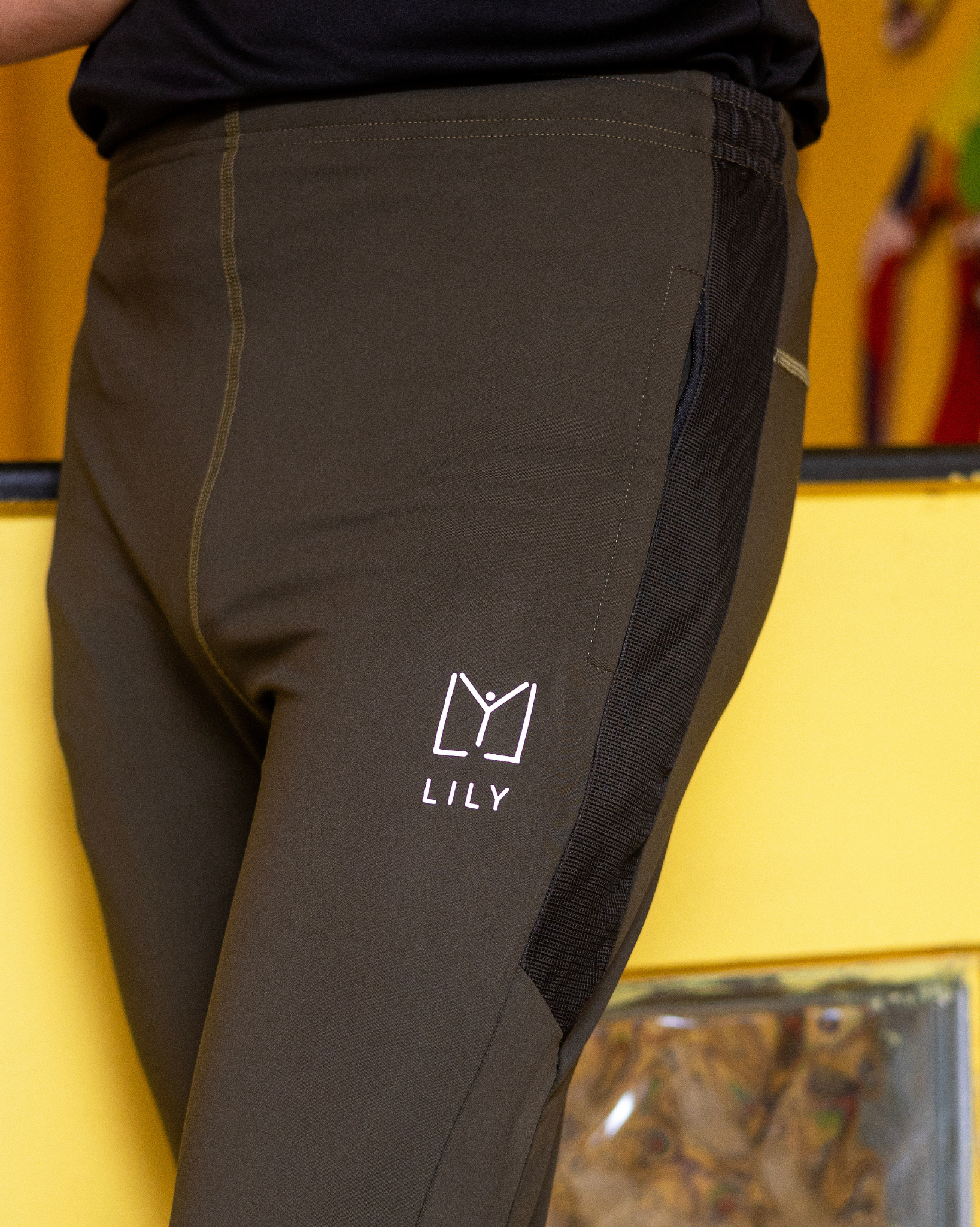 Dark green Mesh Trouser