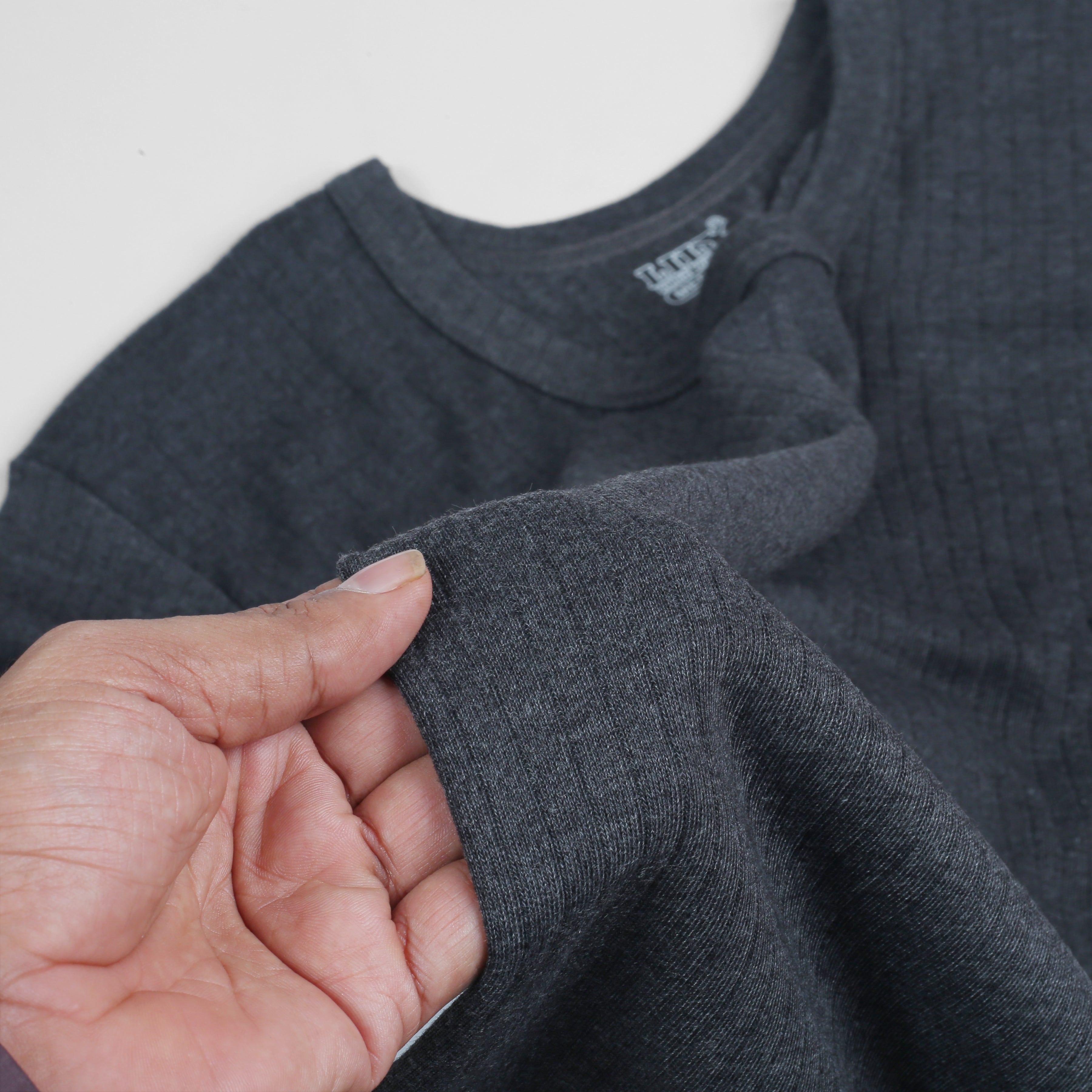 Men's luxury Charcoal Interlock Full Sleeve Top Warmer